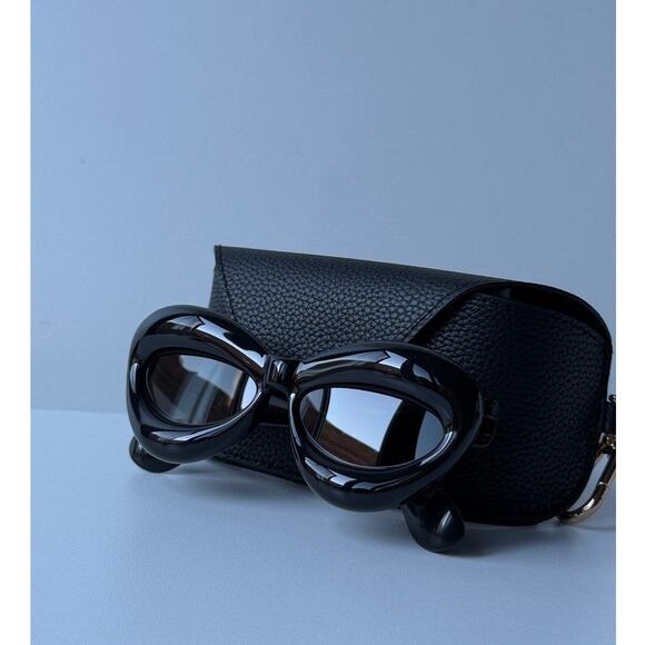 Loewe Accessories - NEW Loewe LW40097I Inflated Sunglasses in Black